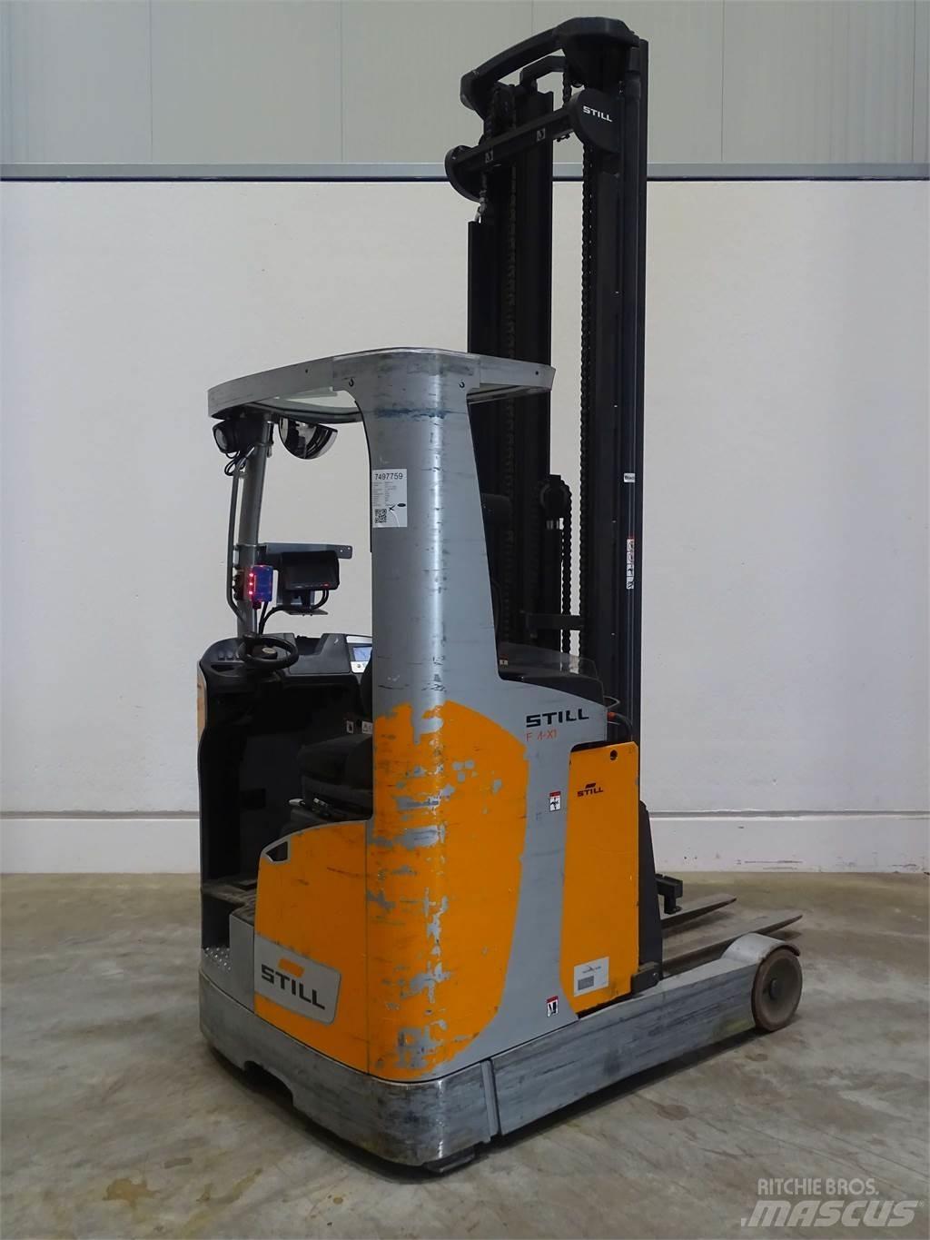 Still FM-X17 Reach trucks