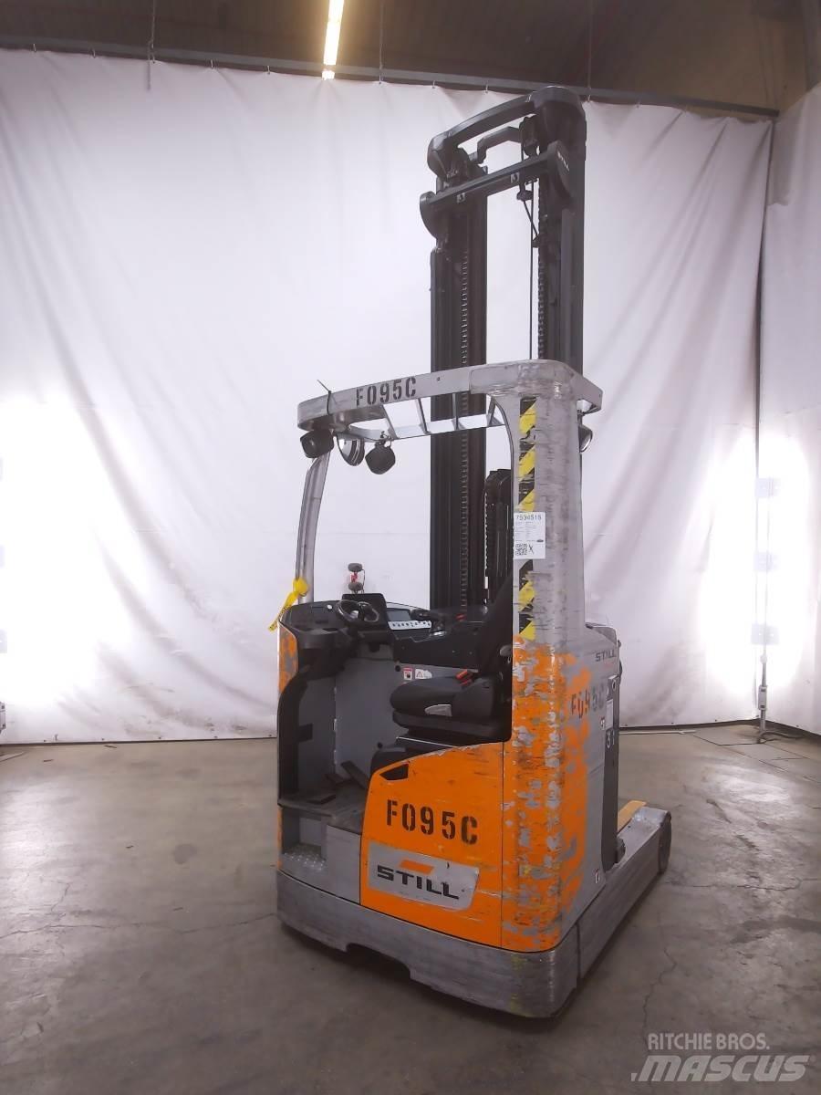 Still FM-X17 Reach trucks