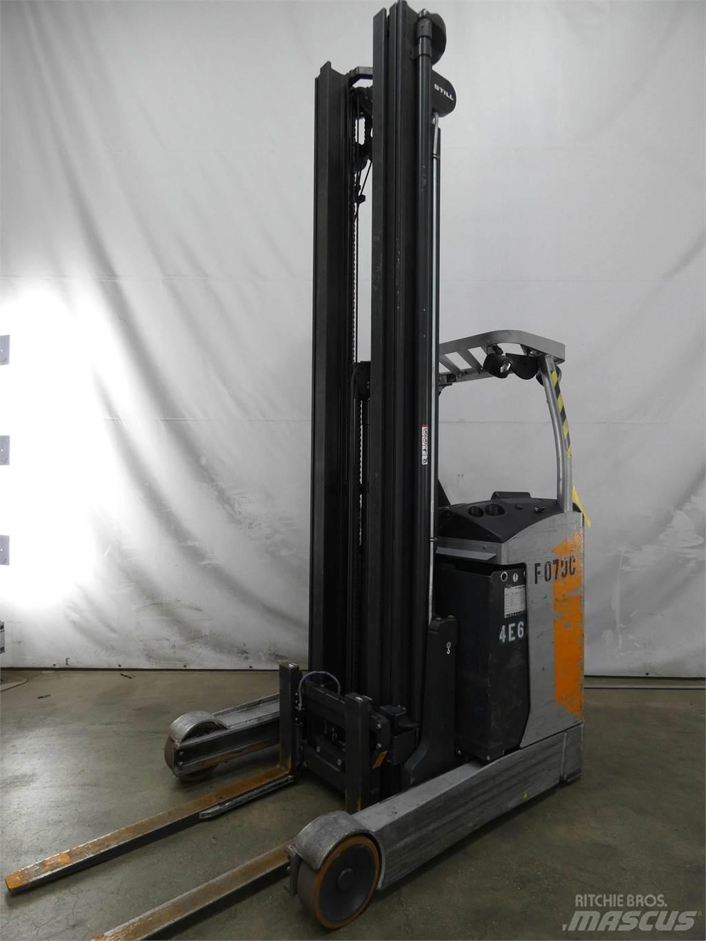 Still FM-X17 Reach trucks