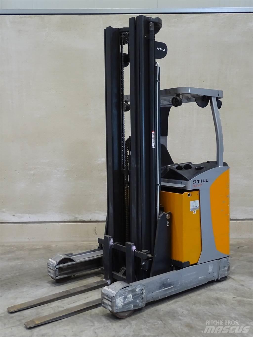 Still FM-X17 Reach trucks