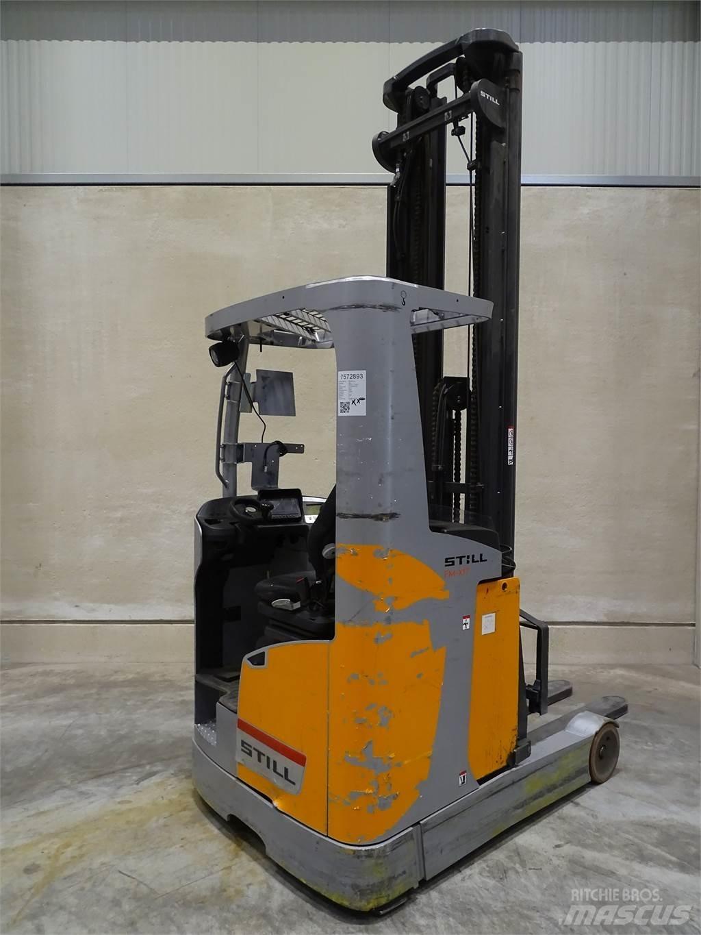 Still FM-X17 Reach trucks