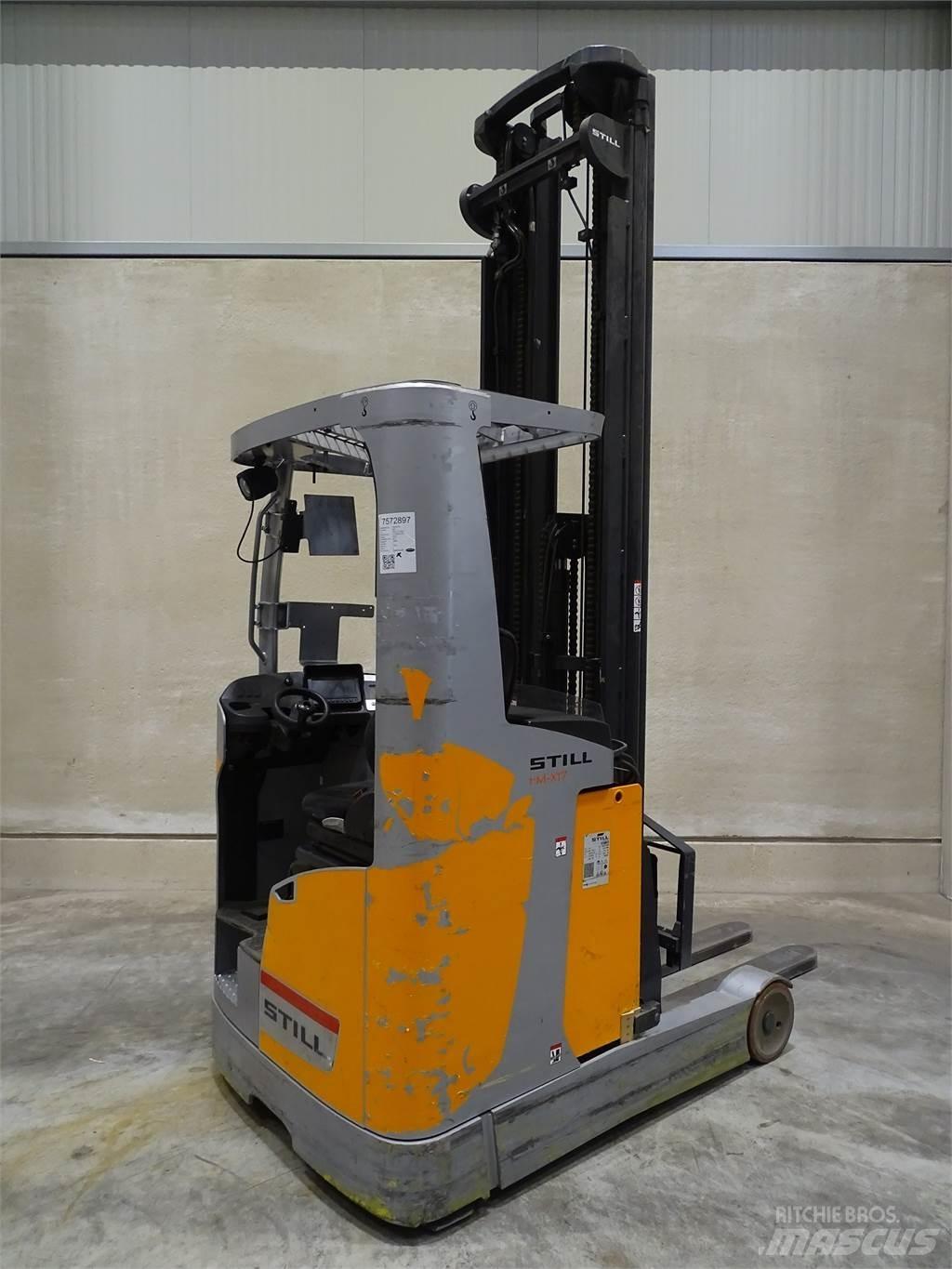 Still FM-X17 Reach trucks