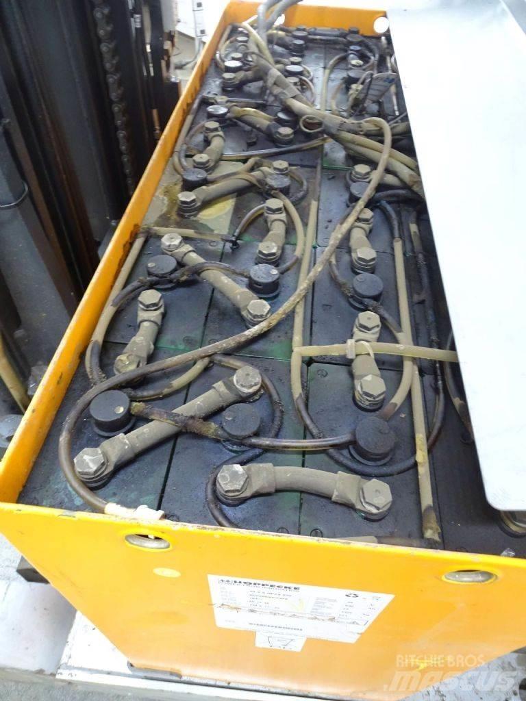 Still FM-X20 Reach trucks