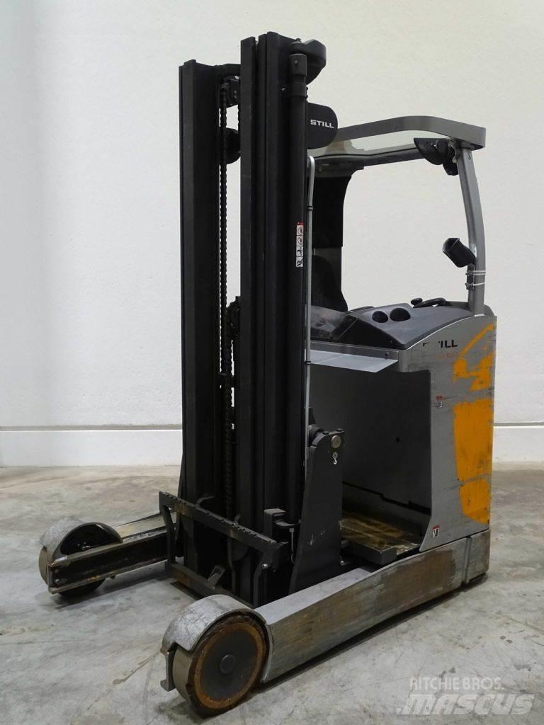 Still FM-X20 Reach trucks