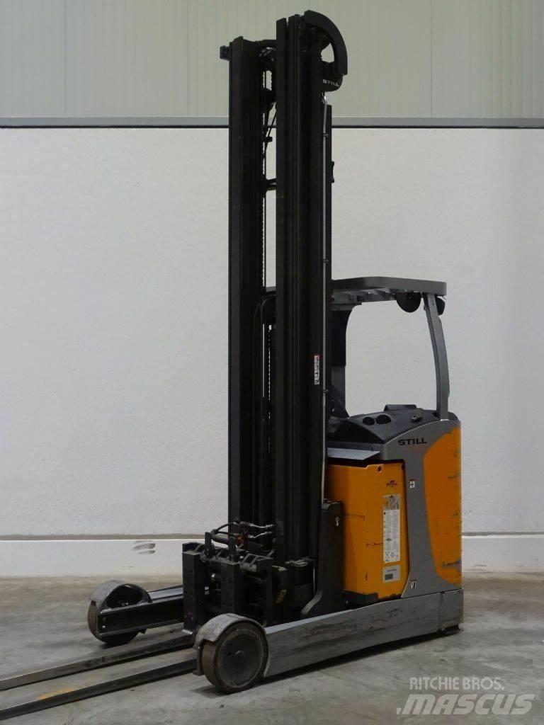 Still FM-X25 Reach trucks