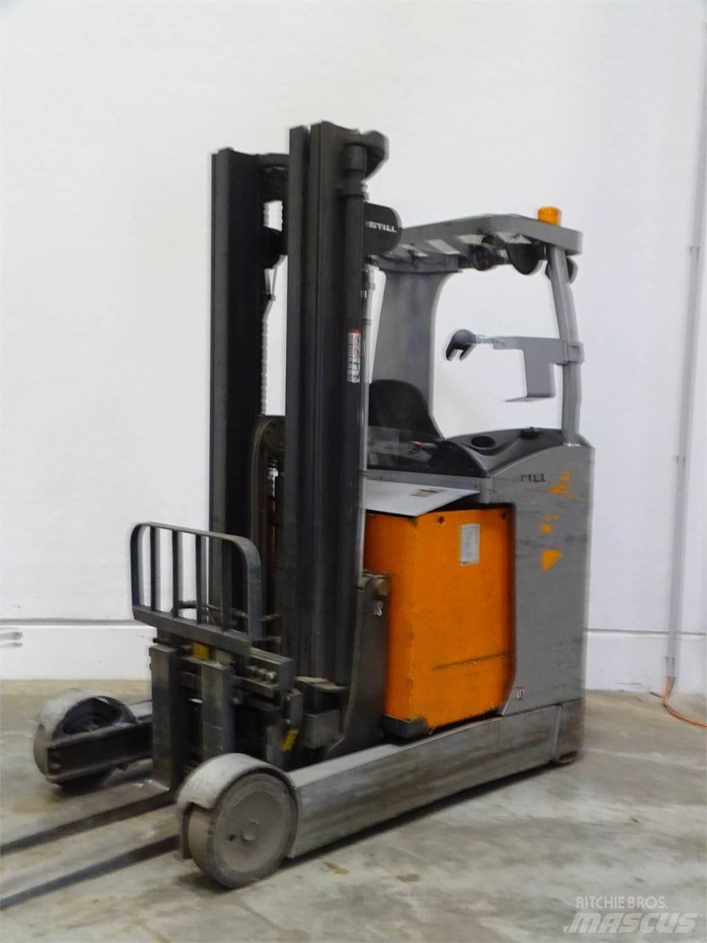 Still FM-X25 Reach trucks