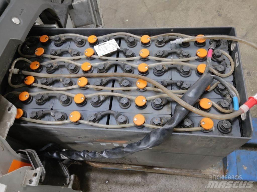 Still LTX70 Towing trucks