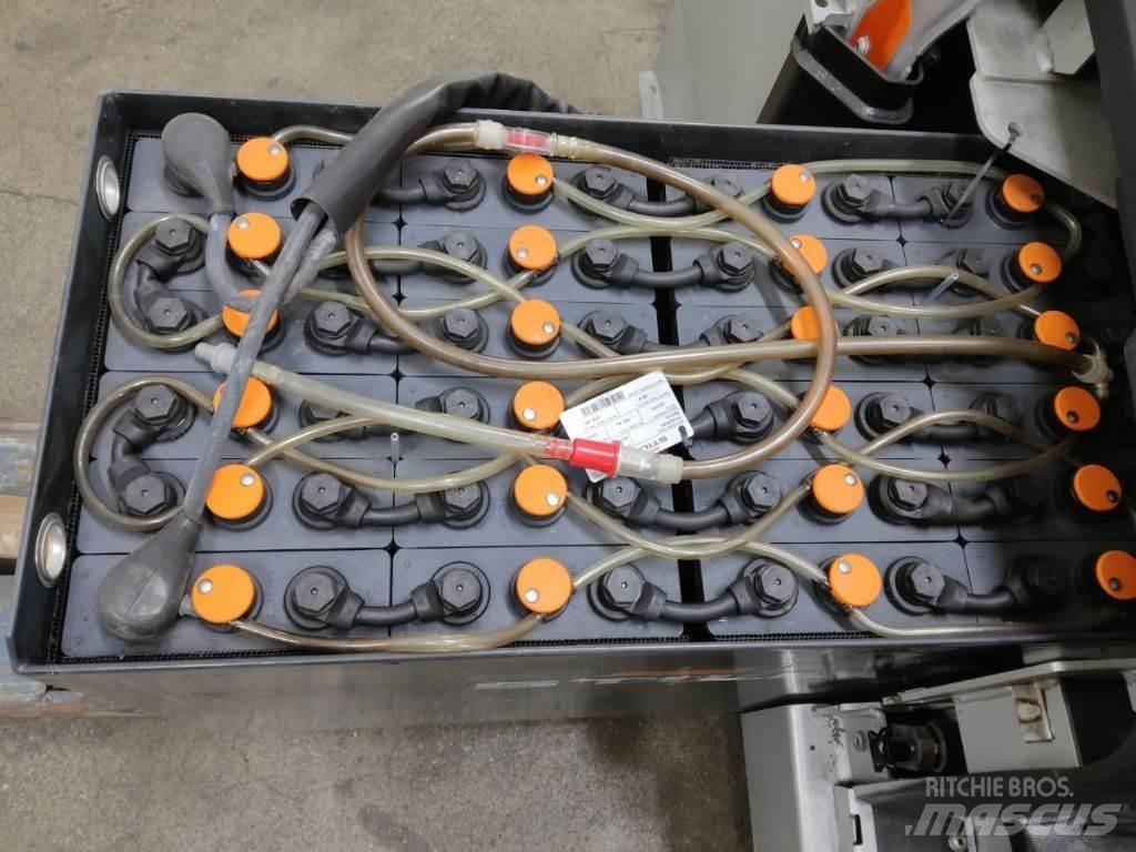 Still LTX70 Towing trucks