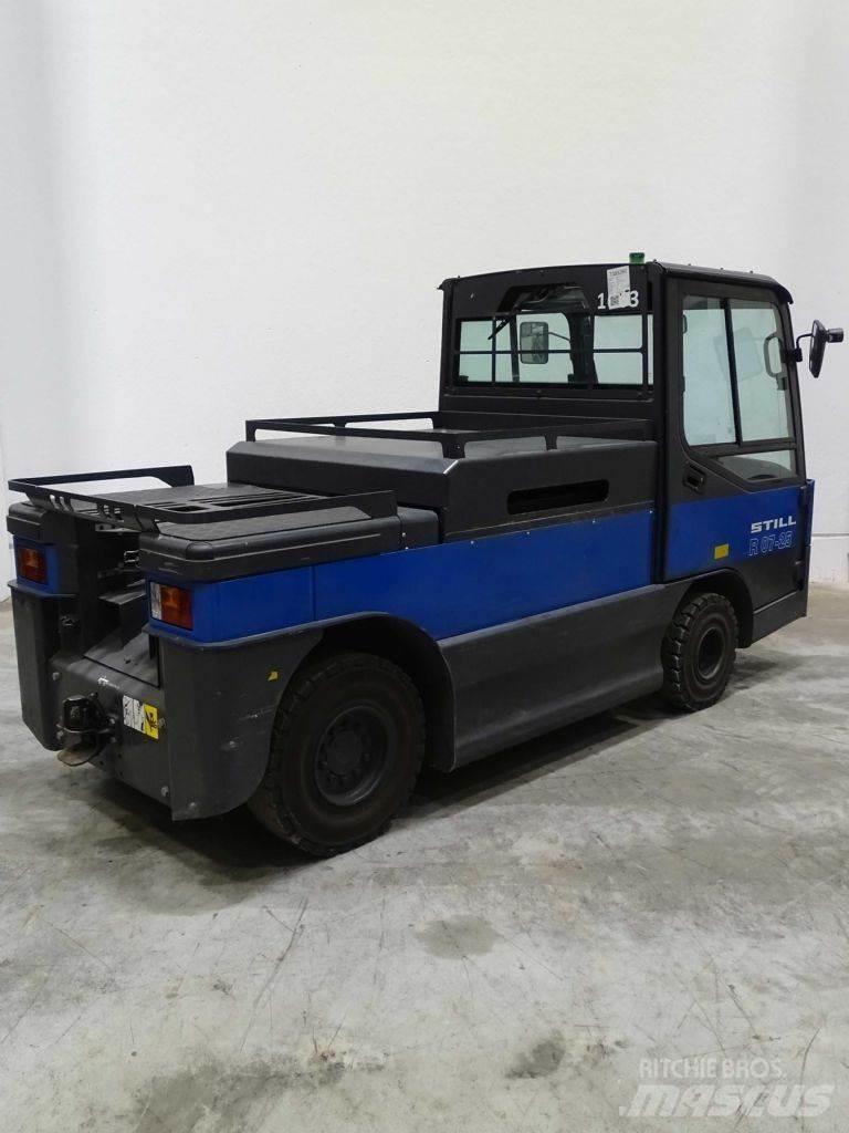 Still R07-25 Towing trucks