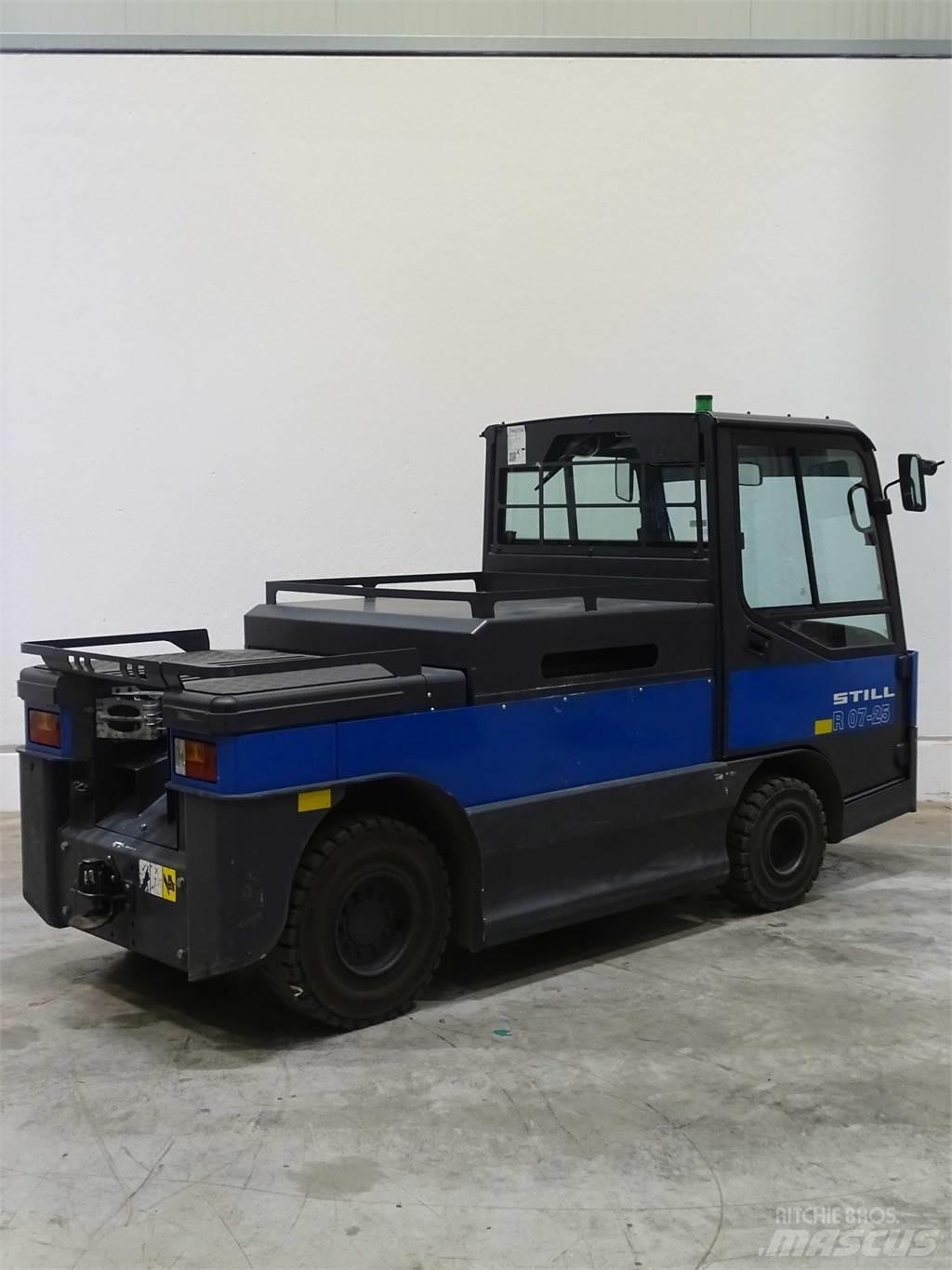 Still R07-25 Towing trucks
