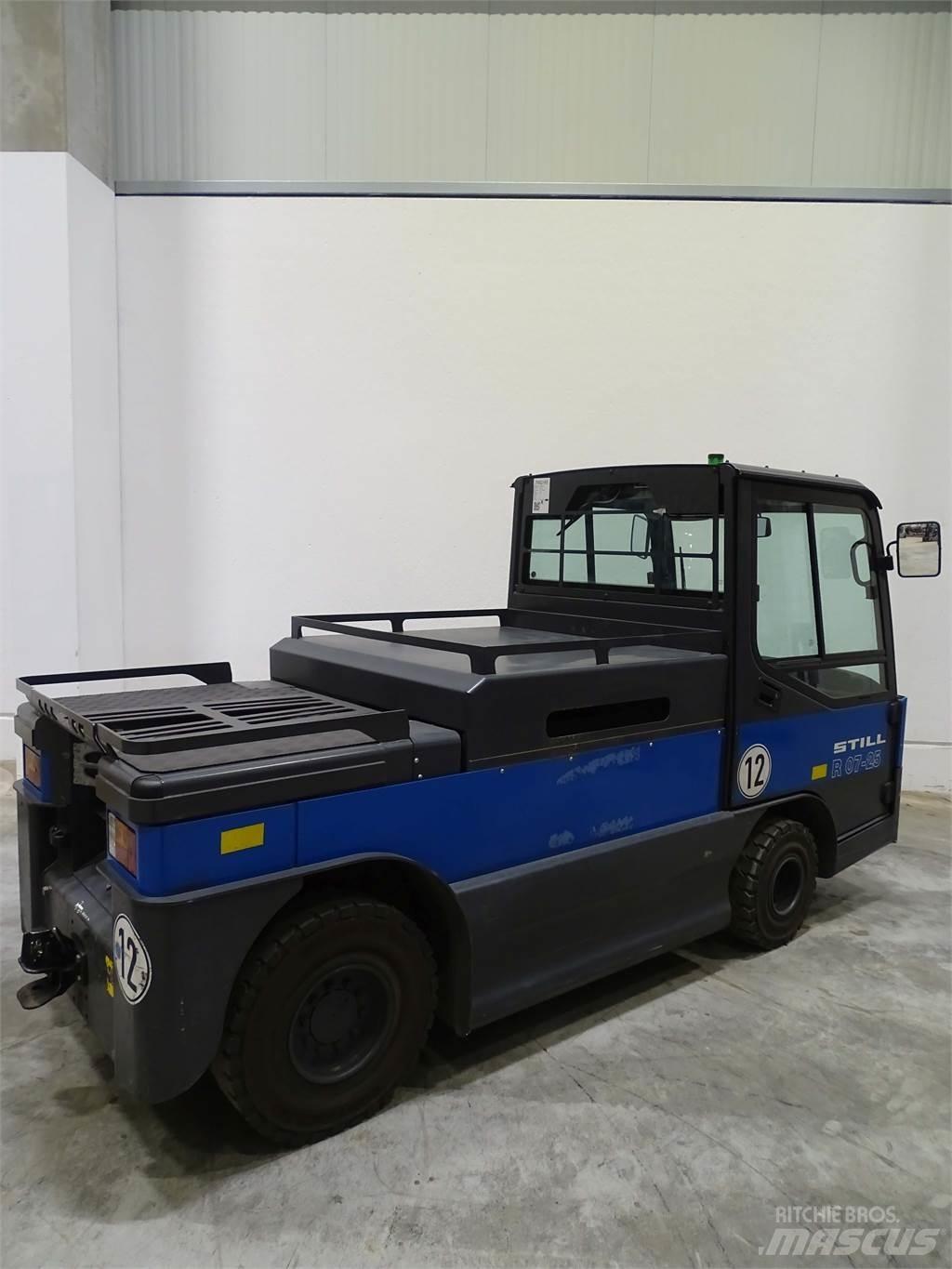 Still R07-25 Towing trucks