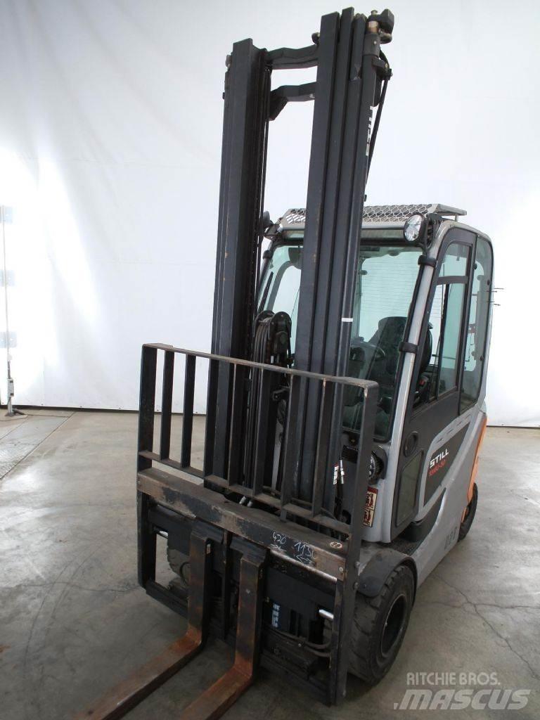 Still RX60-30 Electric forklift trucks