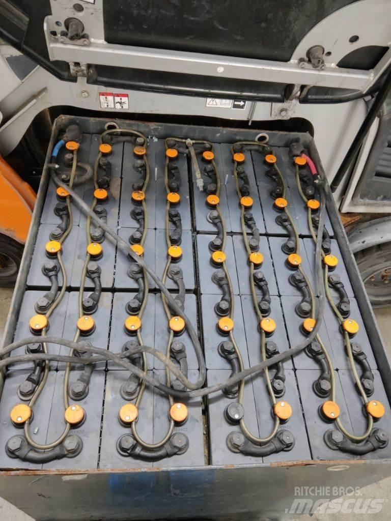 Still RX60-35 Electric forklift trucks