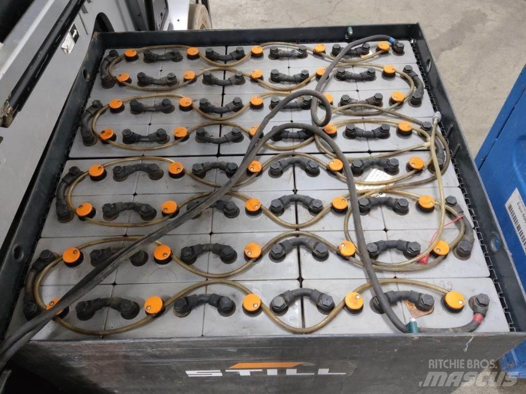 Still RX60-40 Electric forklift trucks