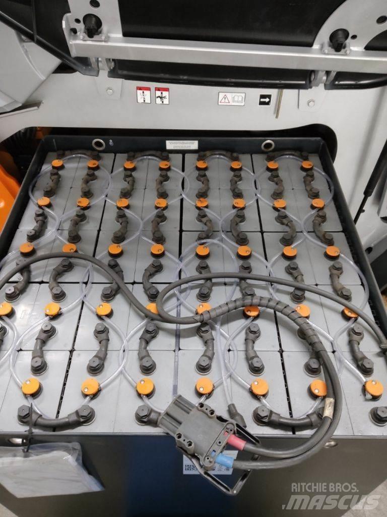 Still RX60-40/600 Electric forklift trucks