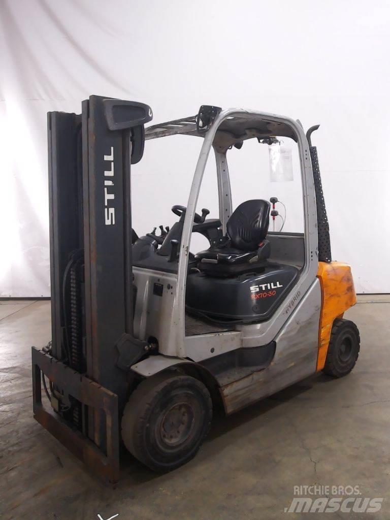 Still RX70-30 Diesel trucks