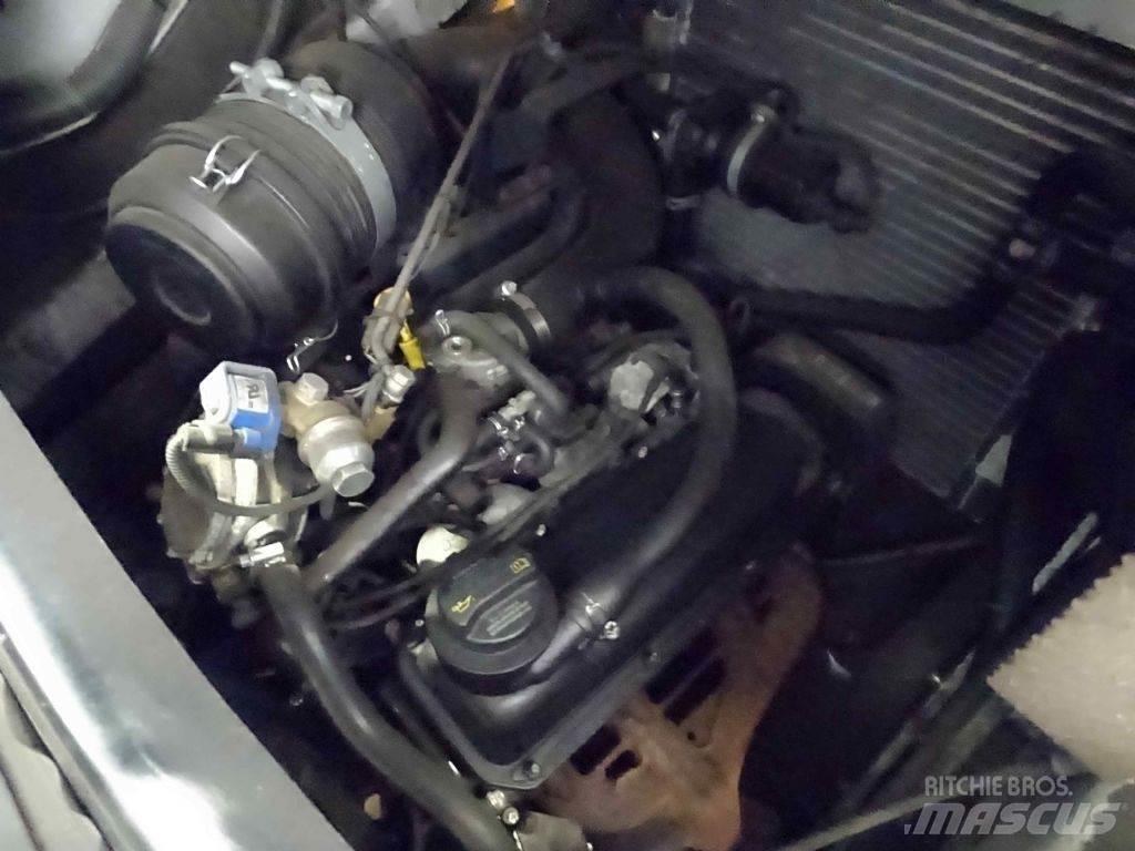 Still RX70-35T LPG trucks