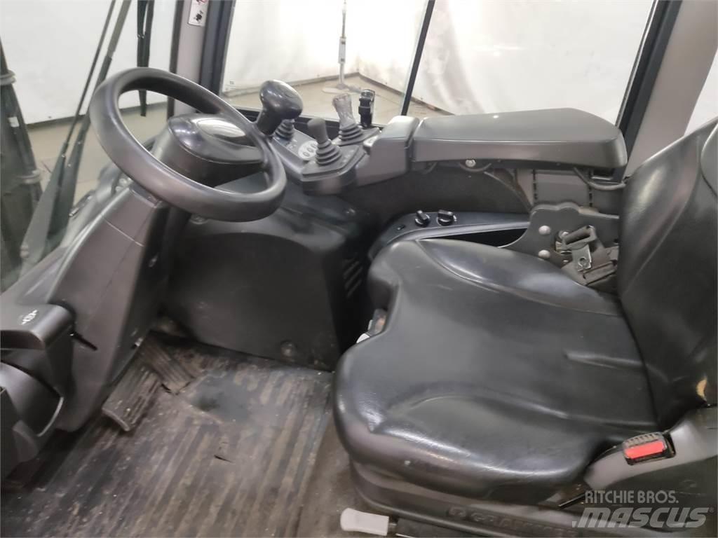 Still RX70-40 Diesel trucks