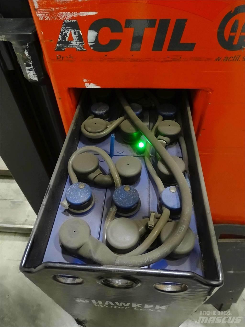  Weitere L13 Reach trucks