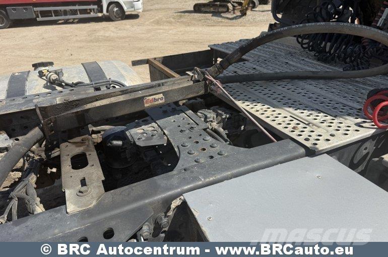 Mercedes-Benz Arocs Tractor Units