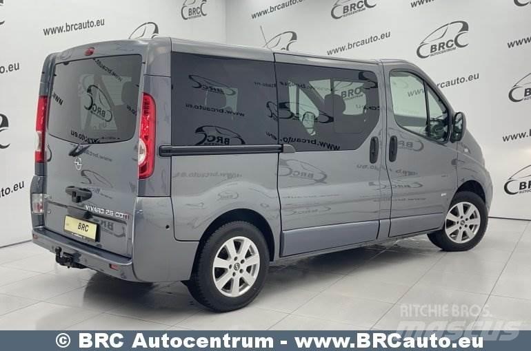 Opel Vivaro Mini buses