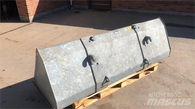 Fliegl  Front loaders and diggers