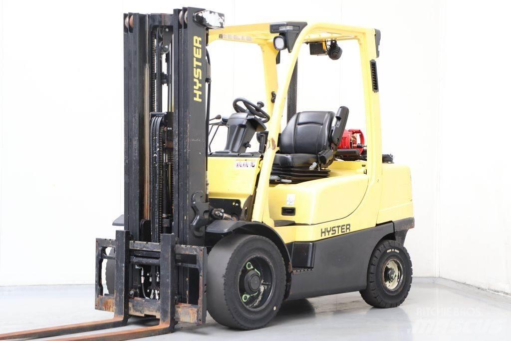 Hyster H3.0FT LPG trucks