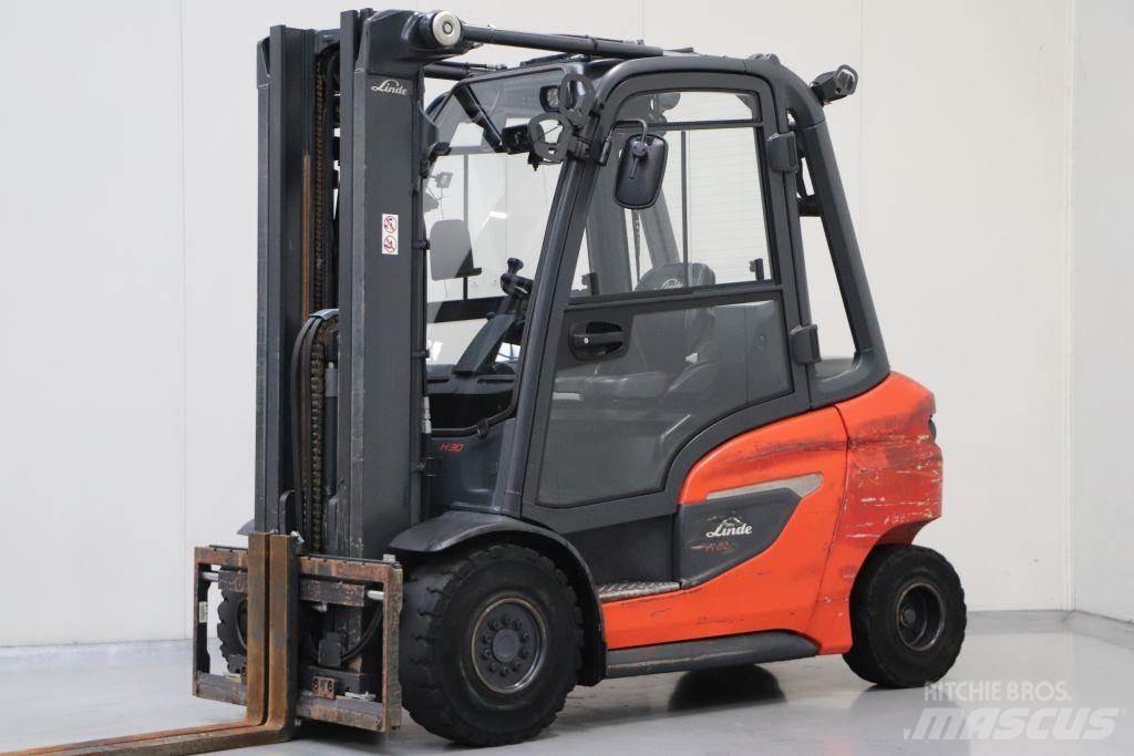 Linde H30D-01 Diesel trucks