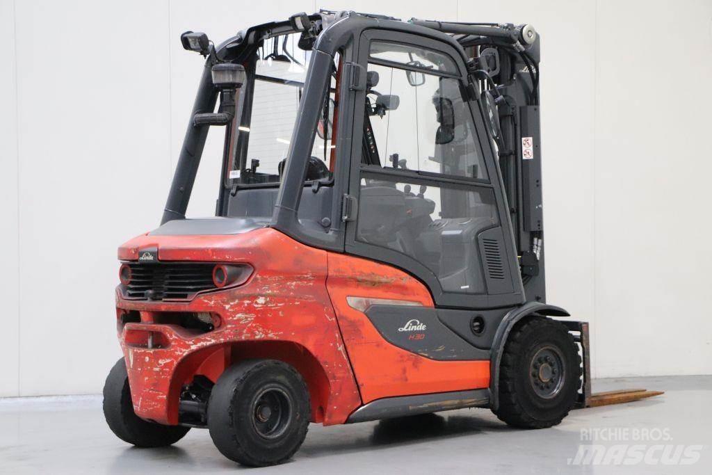 Linde H30D-01 Diesel trucks