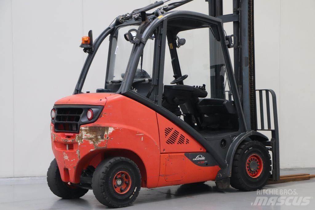 Linde H35D-02 Diesel trucks