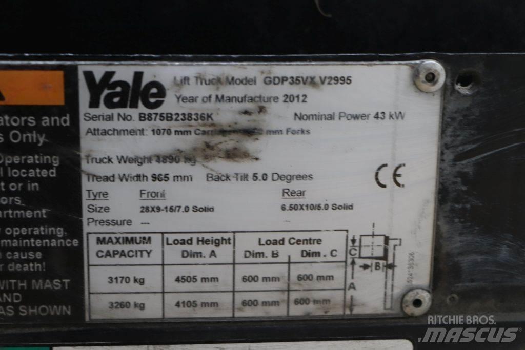 Yale GDP35VX Diesel trucks