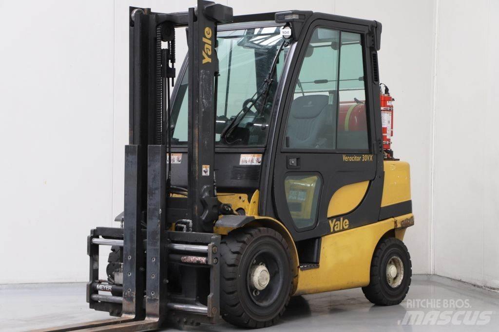 Yale GLP30VX LPG trucks