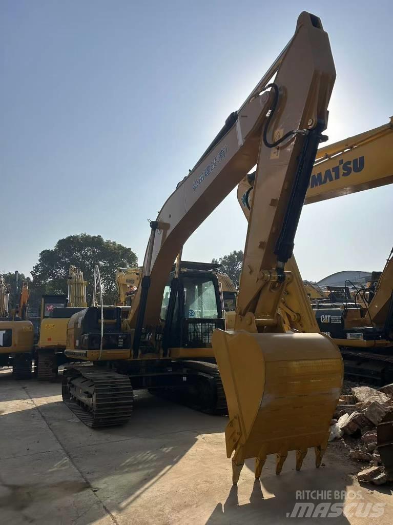 CAT 320 D2 Crawler excavators