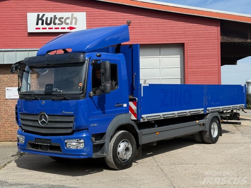 Mercedes-Benz 1630L Flatbed / Dropside trucks