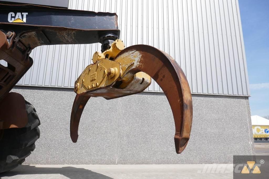 CAT 525D Grapple Transportation - Others