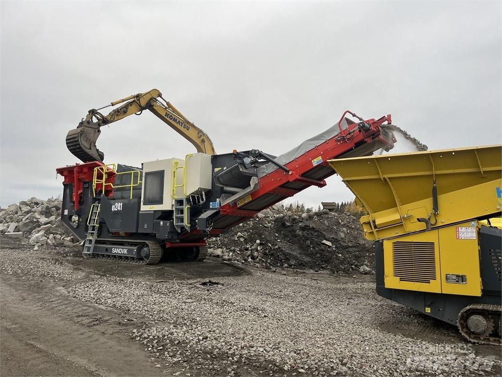 Sandvik QJ 241 Mobile crushers