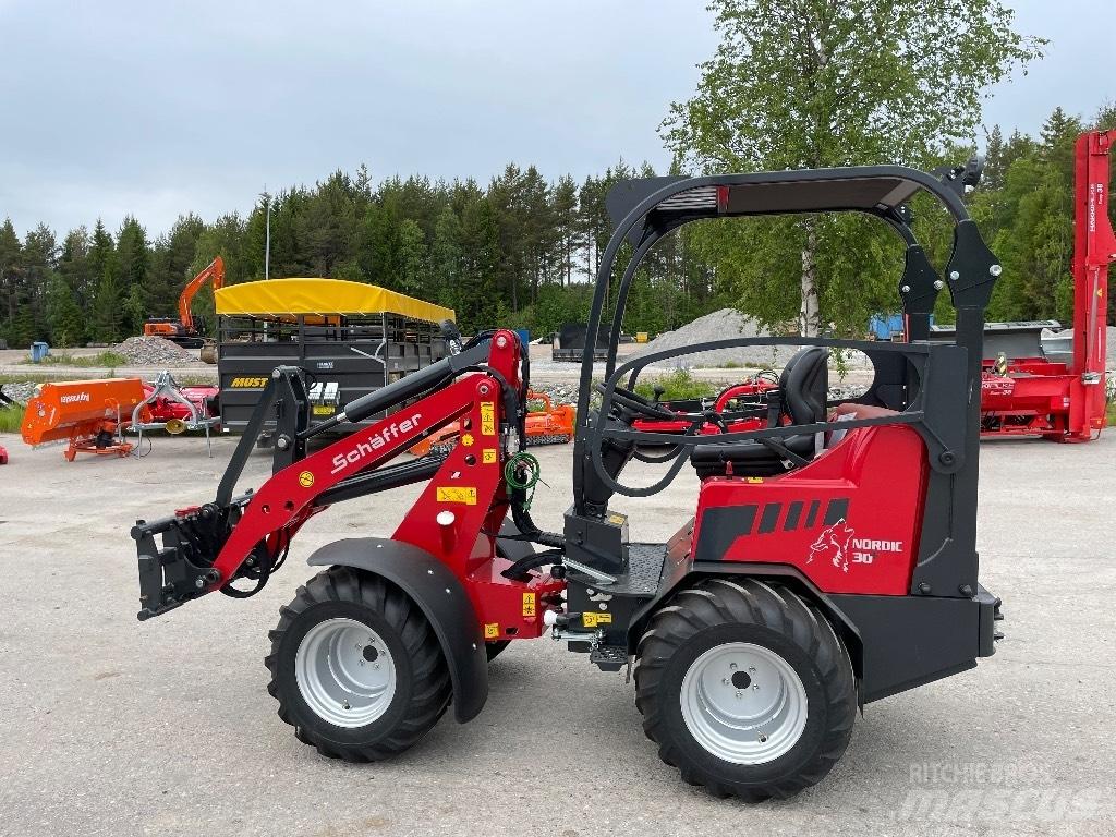 Schäffer Nordic 30 Multi purpose loaders