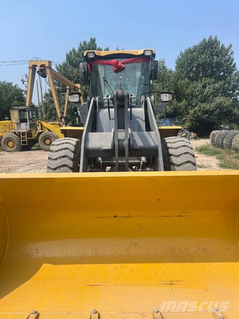 XCMG LW 300 FV Wheel loaders