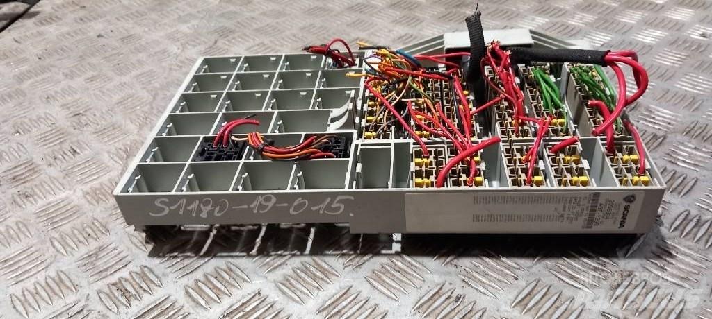 Scania G 440.   2096304 Electronics