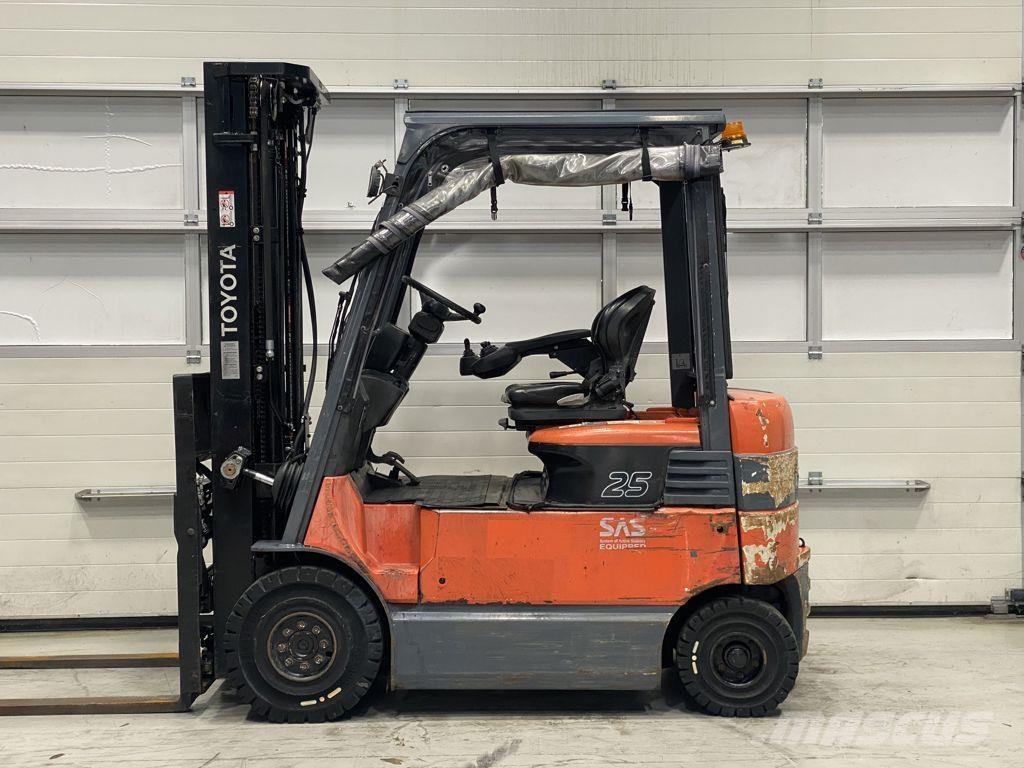 Toyota 7FBMF25 Electric forklift trucks