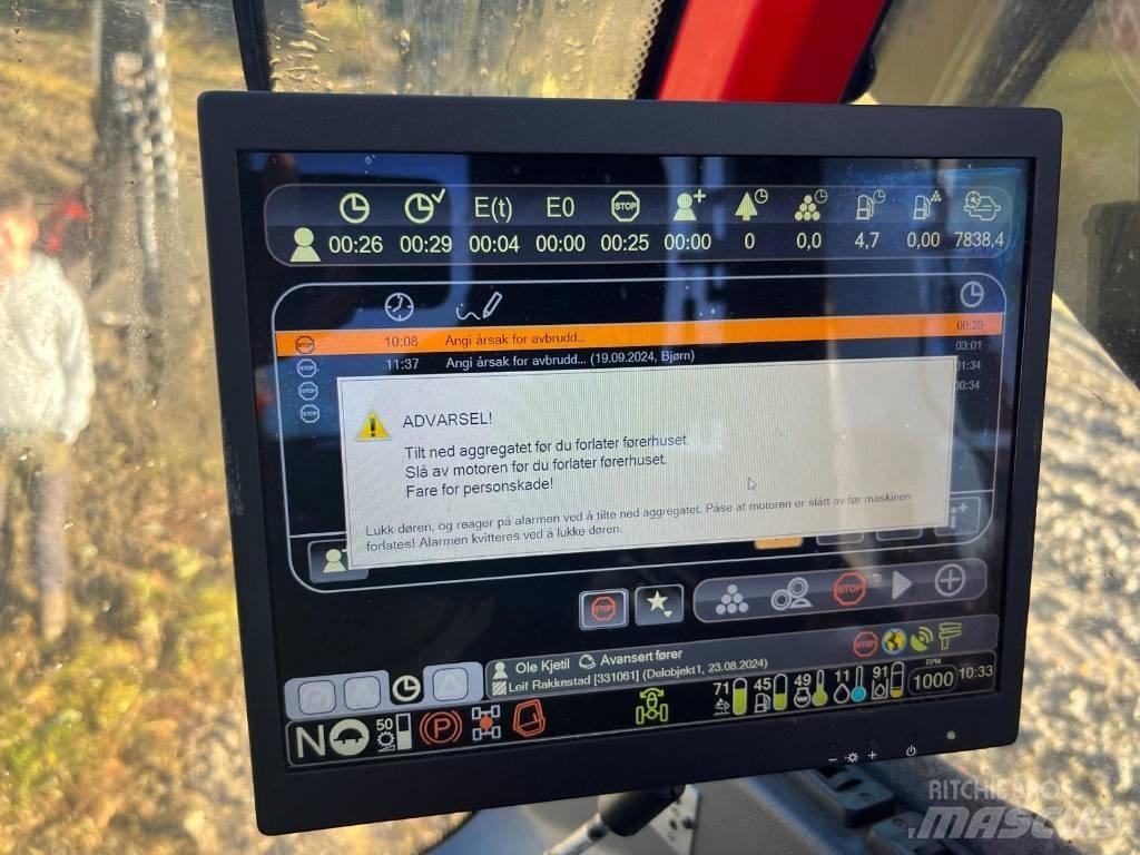Komatsu 901XC Harvesters