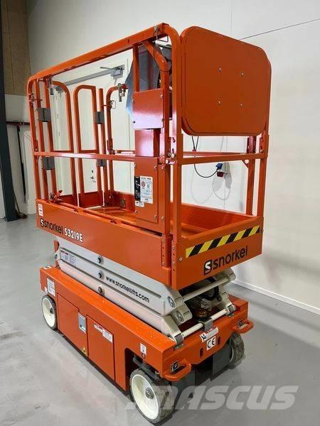 Snorkel S 3219 E Scissor lifts