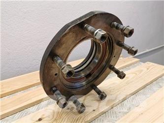 JLG 307 wheel hub Tyres, wheels and rims