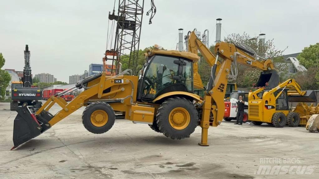 JCB 3 CX Backhoe loaders
