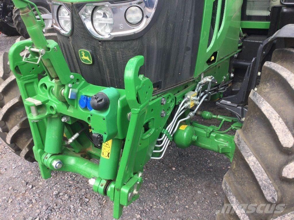 John Deere 6120 M Tractors