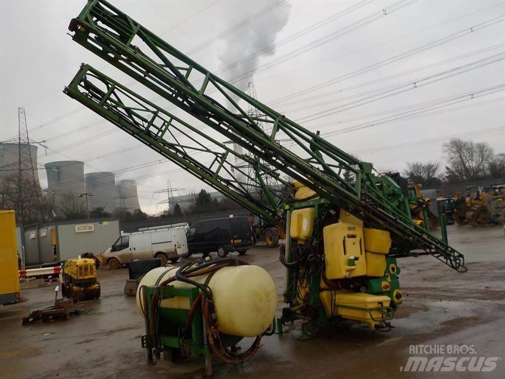 John Deere 510 Trailed sprayers