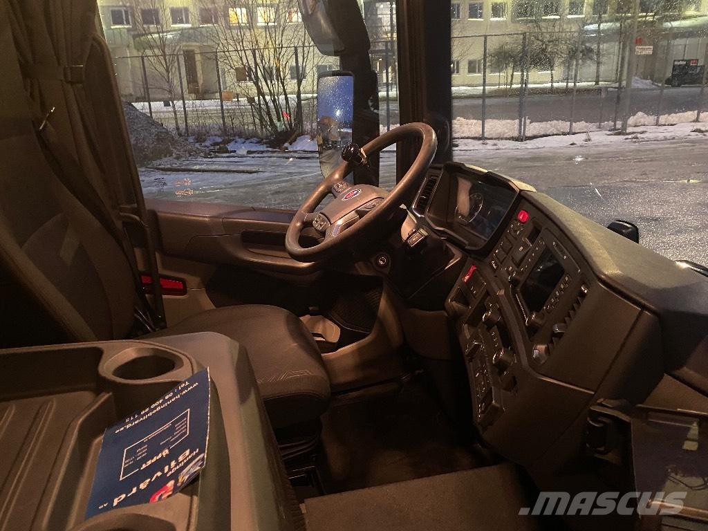 Scania LB Box body trucks