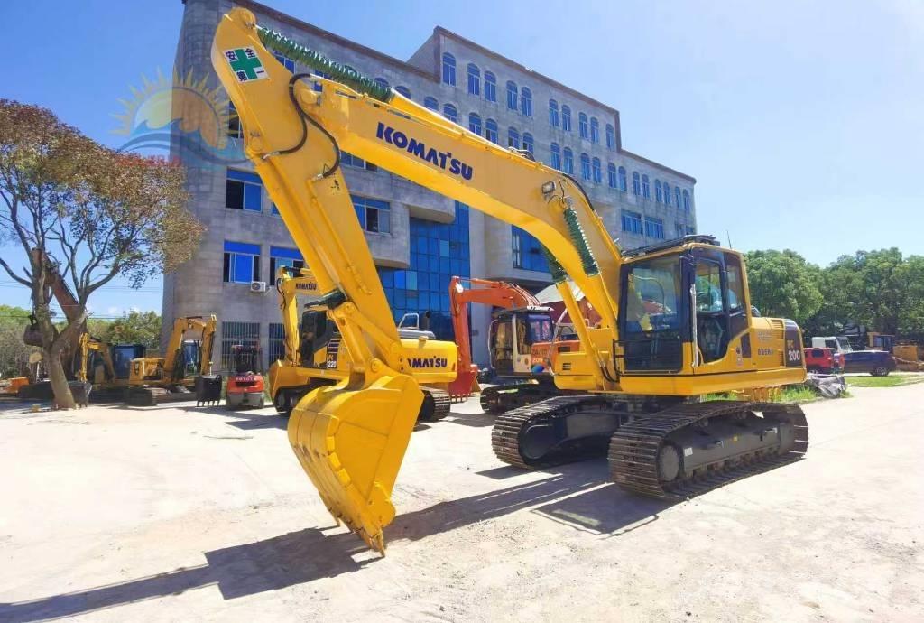 Komatsu PC 200-8 Crawler excavators