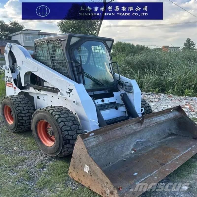 Bobcat s 300 Skid steer loaders