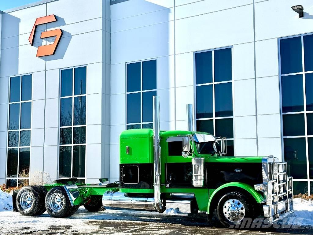 Peterbilt 389 Tractor Units